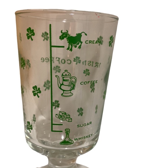 Vintage Irish Coffee Recipe Stem Glass with Shamrocks & Measuring Lines - Picture 3 of 4